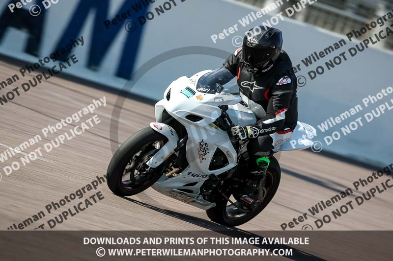 Rockingham no limits trackday;enduro digital images;event digital images;eventdigitalimages;no limits trackdays;peter wileman photography;racing digital images;rockingham raceway northamptonshire;rockingham trackday photographs;trackday digital images;trackday photos